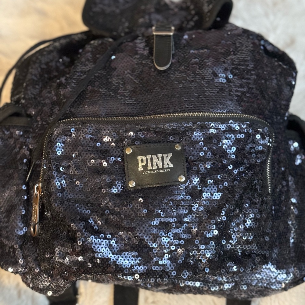 PINK Victoria's Secret Sequin Backpack - Dark Blue
RARE PERFECT SHAPE 
USED X 2